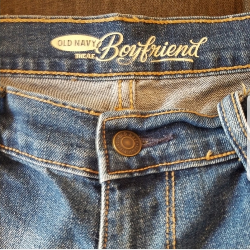 Distressed Denim Boyfriend Jean Shorts Light Wash Cuffed LIKE NEW - Picture 6 of 8